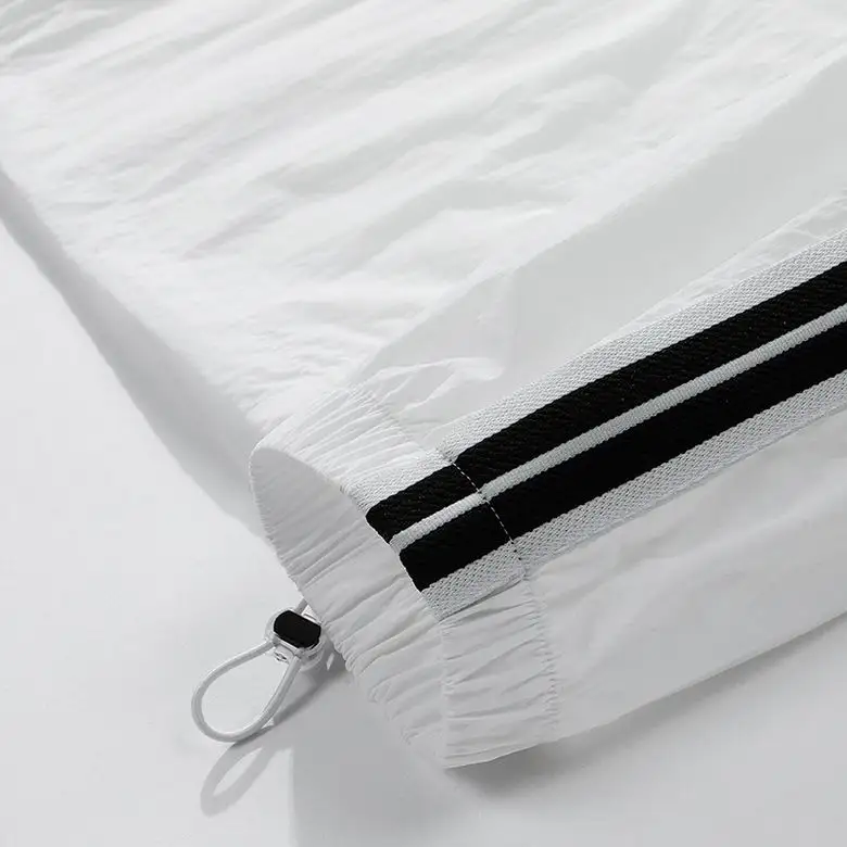 Prada M-3XL 25tn (20)